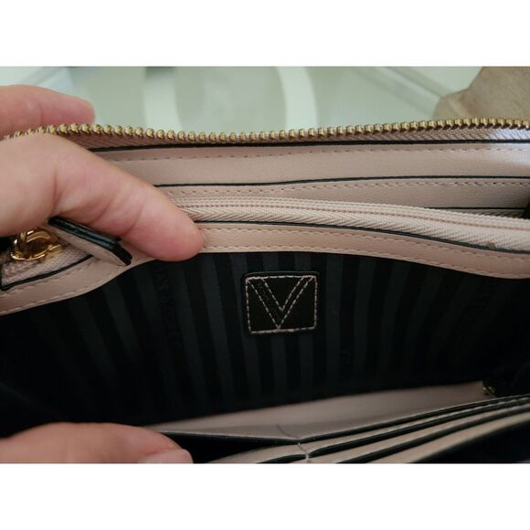Victoria's Secret Limited Edition Zip‎ Around  Wallet Faux Leather Pink - Picture 4 of 7
